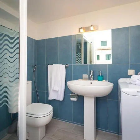 La Rondine Apartment *